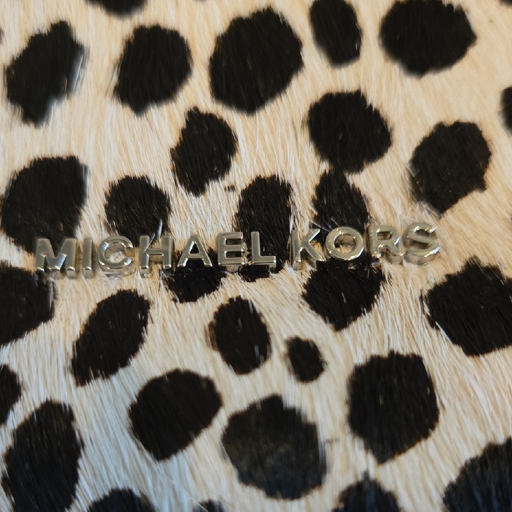 Michael kors Bag. Genuine Calf Hair Black and White Polka Dot Shoulder Bag. New - Picture 2 of 5